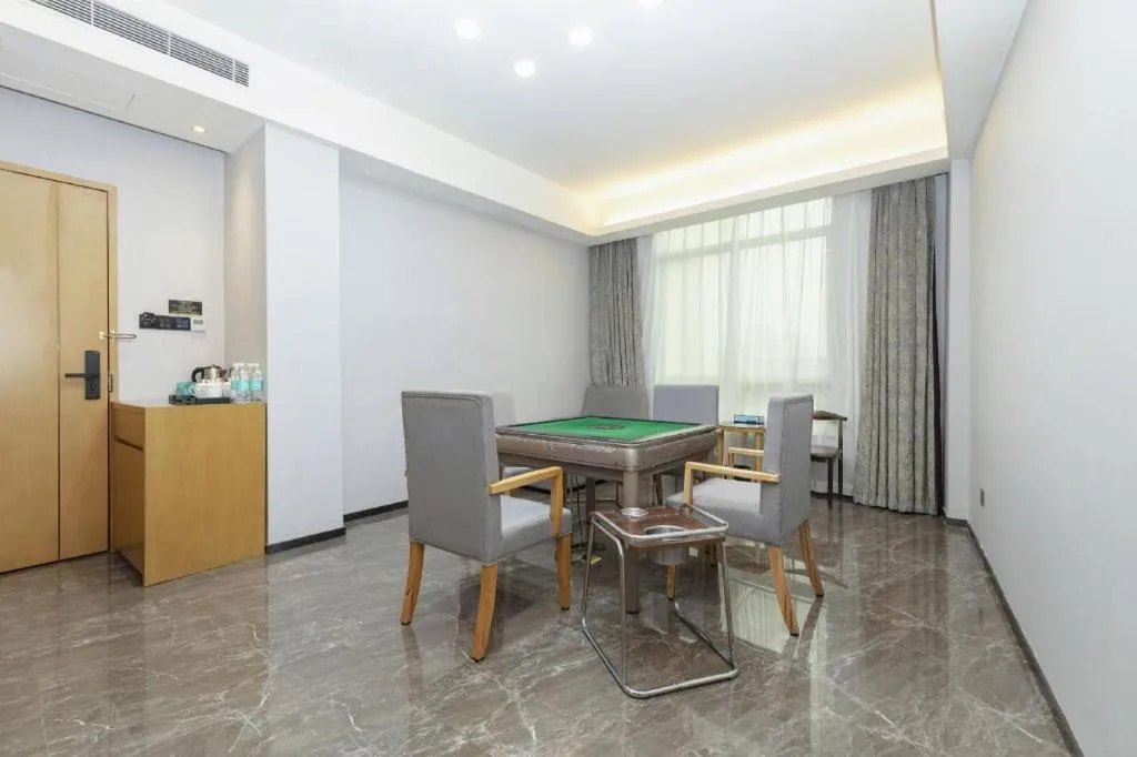 Xana Lite Huizhou Railway Station