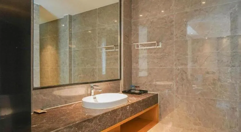 Xana Lite Huizhou Railway Station