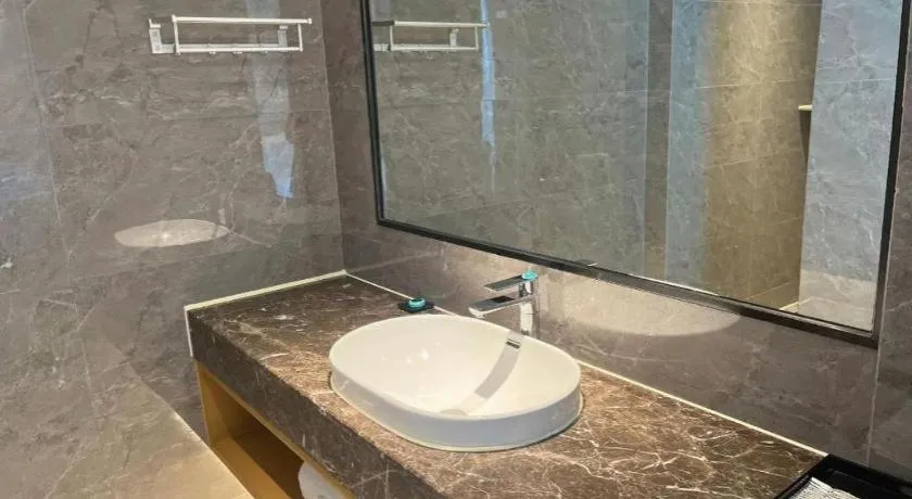 Xana Lite Huizhou Railway Station