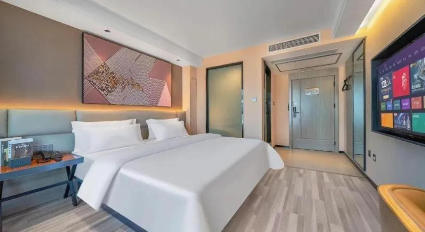 Bed in IU Hotel Chongqing Airport T3 Terminal