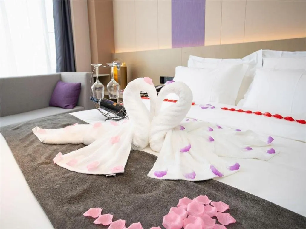 Bed in Lavande Hotel Huazhou Beijing Road