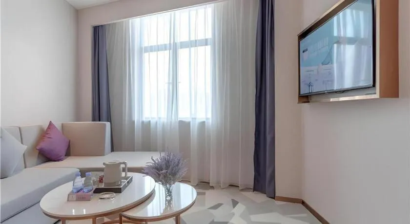 Lavande Hotel Huazhou Beijing Road