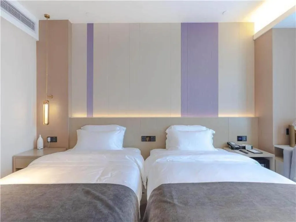 Bed in Lavande Hotel Huazhou Beijing Road