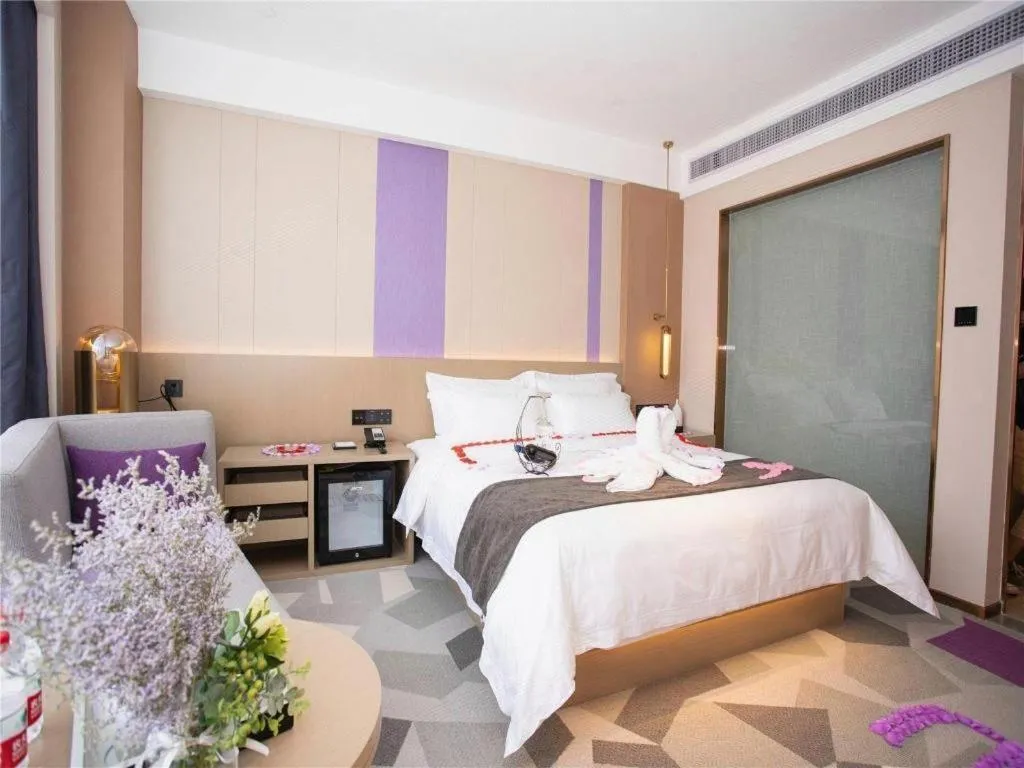 Bed in Lavande Hotel Huazhou Beijing Road