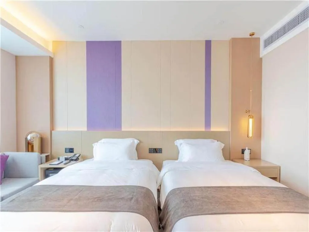 Bed in Lavande Hotel Huazhou Beijing Road