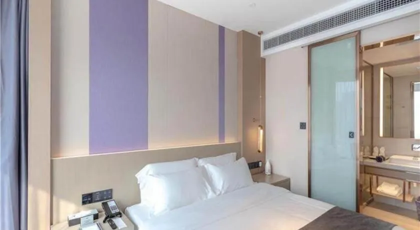 Bed in Lavande Hotel Huazhou Beijing Road