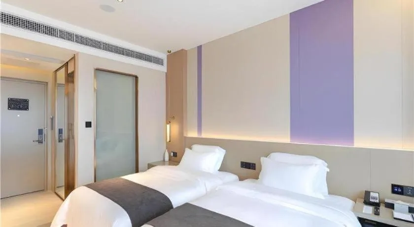 Bed in Lavande Hotel Huazhou Beijing Road