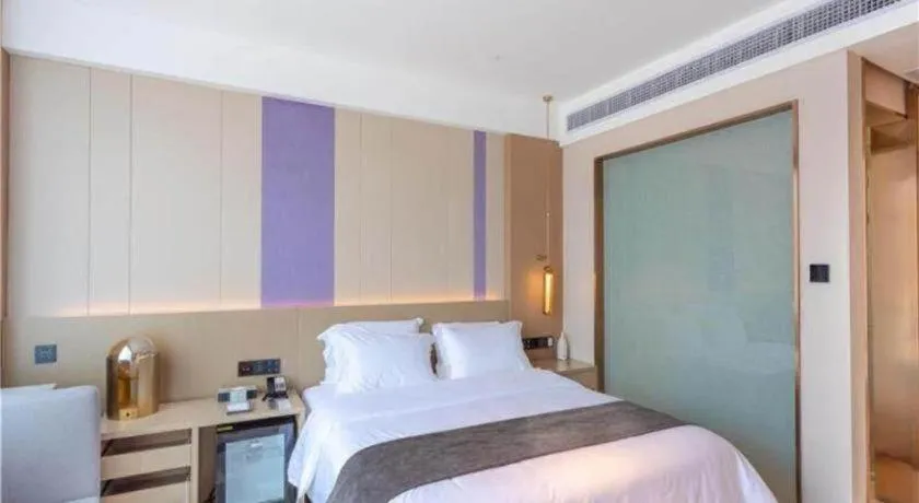 Bed in Lavande Hotel Huazhou Beijing Road