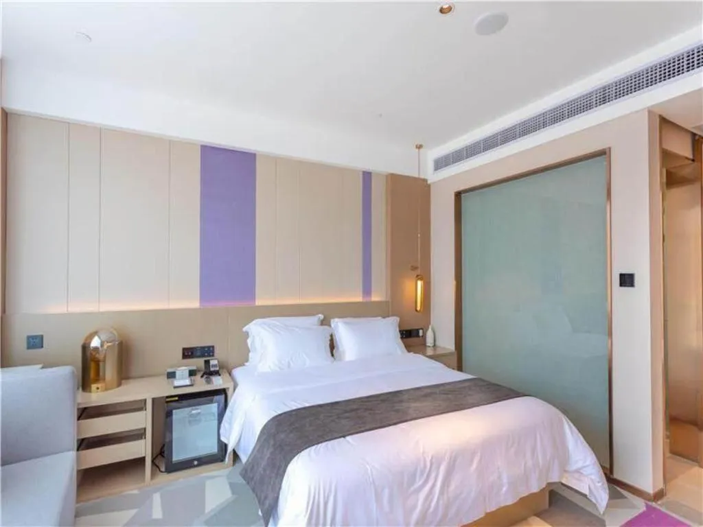 Bed in Lavande Hotel Huazhou Beijing Road