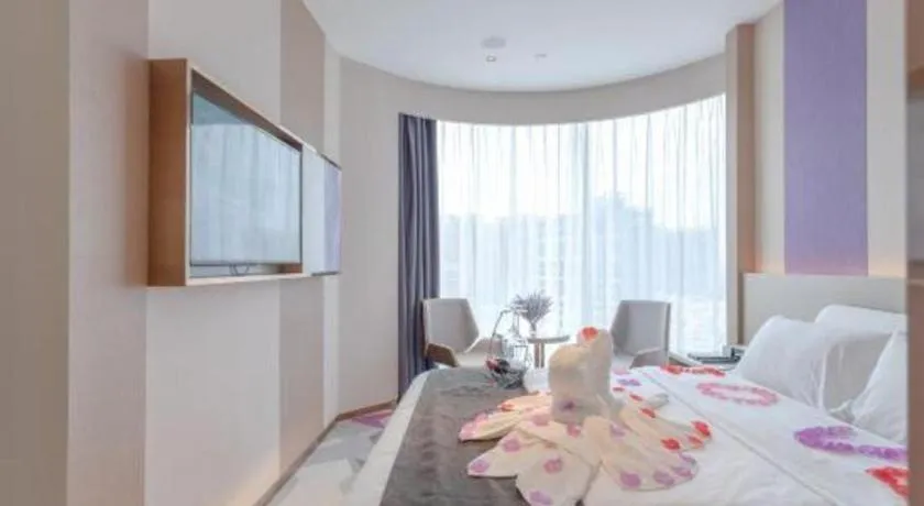 Bed in Lavande Hotel Huazhou Beijing Road