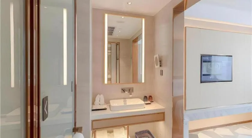 Lavande Hotel Huazhou Beijing Road