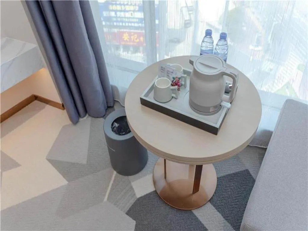 Lavande Hotel Huazhou Beijing Road