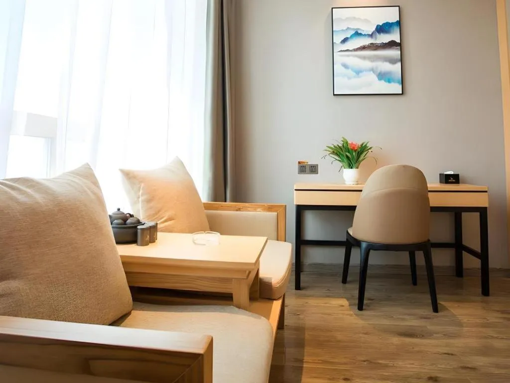 GreenTree Eastern Hotel Yunnan Shangri-La Yangtang Road