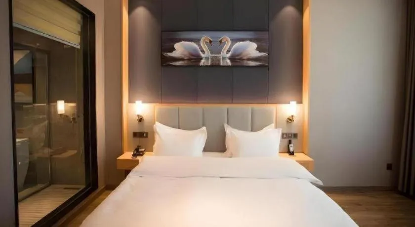 Bed in GreenTree Eastern Hotel Yunnan Shangri-La Yangtang Road