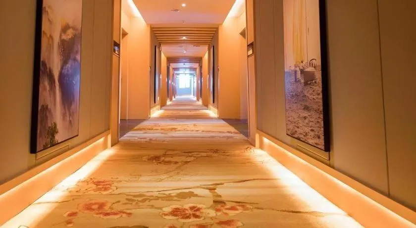 GreenTree Eastern Hotel Yunnan Shangri-La Yangtang Road