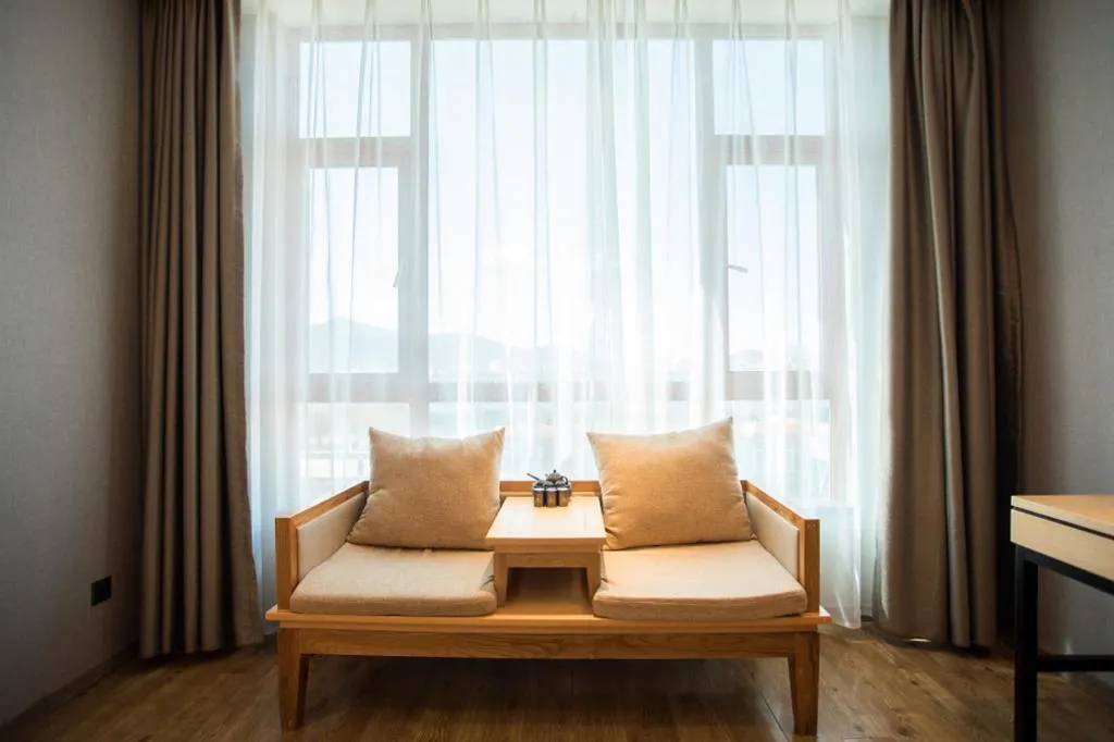 GreenTree Eastern Hotel Yunnan Shangri-La Yangtang Road