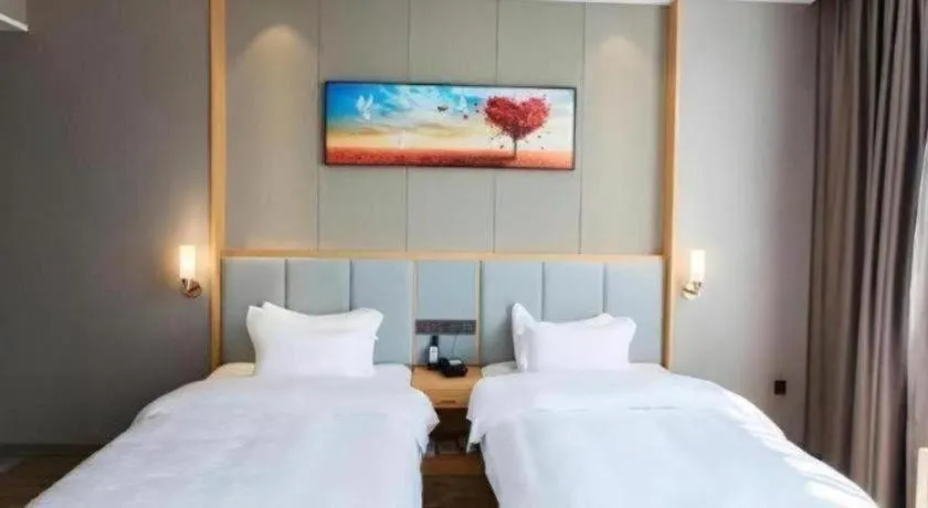 Bed in GreenTree Eastern Hotel Yunnan Shangri-La Yangtang Road