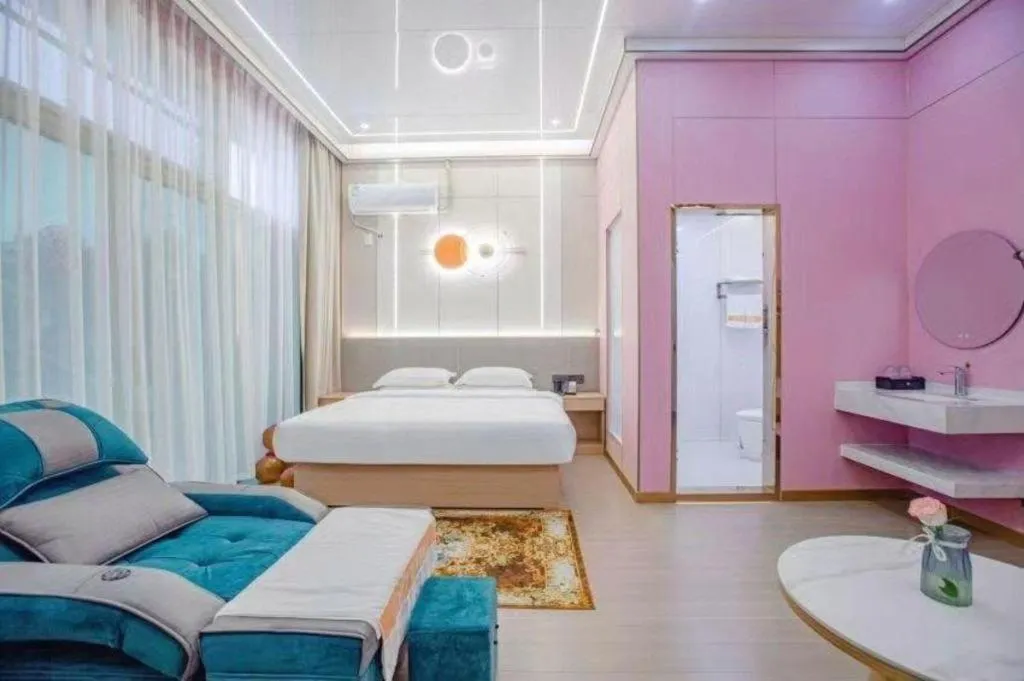 Bed in Shell Hotel Nanyang High-Speed Railway Station Jiangying Airport Huayaocheng