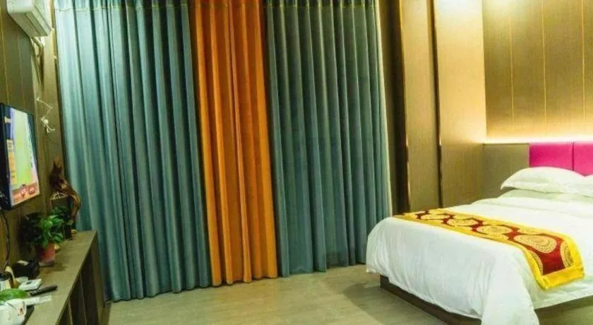 Bed in Shell Hotel Nanyang High-Speed Railway Station Jiangying Airport Huayaocheng