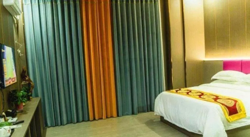 Bed in Shell Hotel Nanyang High-Speed Railway Station Jiangying Airport Huayaocheng
