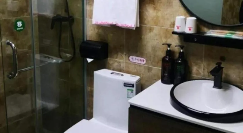 Shell Hotel Nanyang High-Speed Railway Station Jiangying Airport Huayaocheng