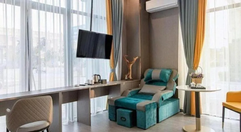 Shell Hotel Nanyang High-Speed Railway Station Jiangying Airport Huayaocheng