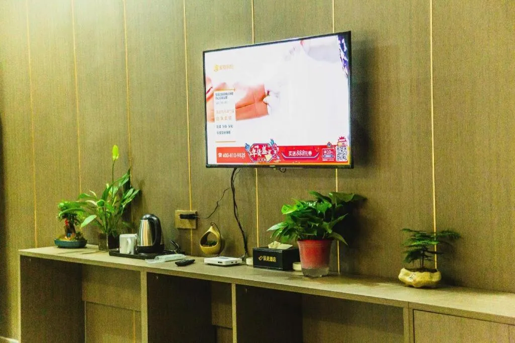 Shell Hotel Nanyang High-Speed Railway Station Jiangying Airport Huayaocheng