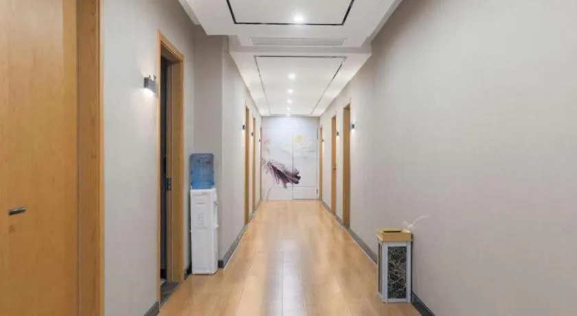 Shell Hotel Nanyang High-Speed Railway Station Jiangying Airport Huayaocheng