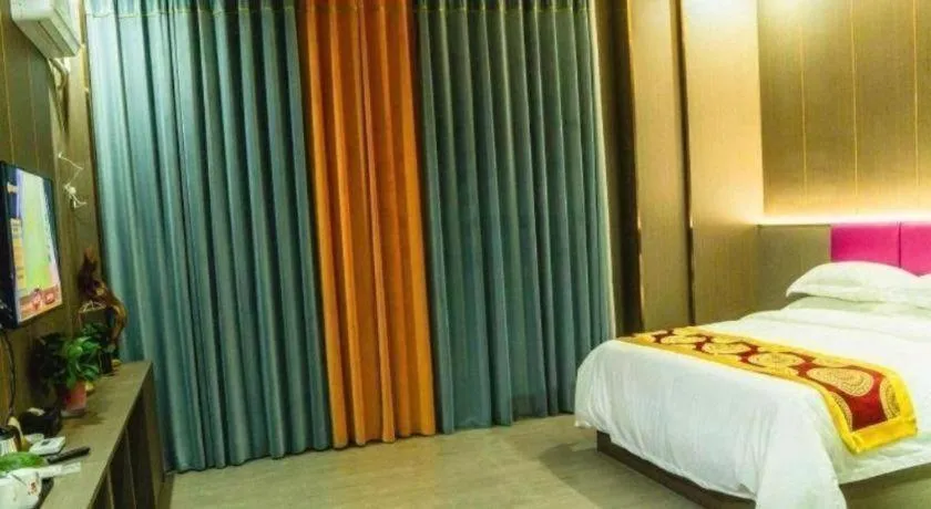 Bed in Shell Hotel Nanyang High-Speed Railway Station Jiangying Airport Huayaocheng
