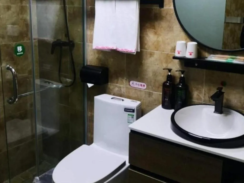 Shell Hotel Nanyang High-Speed Railway Station Jiangying Airport Huayaocheng