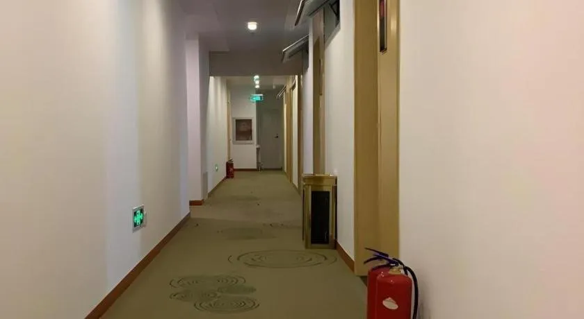 Shell Hotel Beijing Fangshan District Chengguan Metro Station