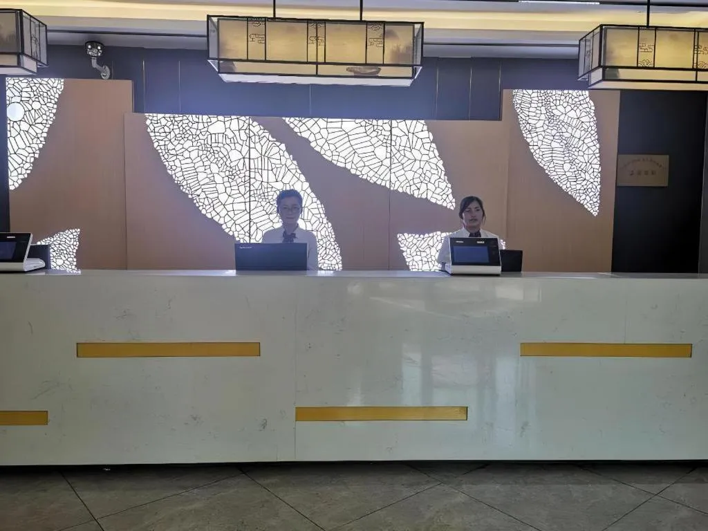 GreenTree Inn Express Shanghai Baoshan District Youyi Road Metro Station