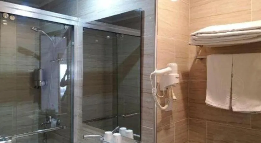 GreenTree Inn Express Shanghai Baoshan District Youyi Road Metro Station