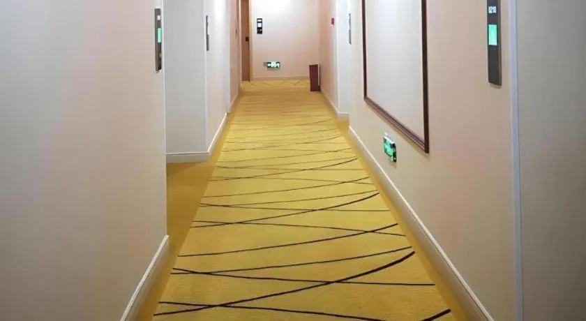 GreenTree Inn Express Shanghai Baoshan District Youyi Road Metro Station