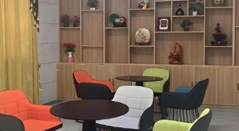 GreenTree Inn Express Xuzhou Pizhou Tiefu Town Bus station.