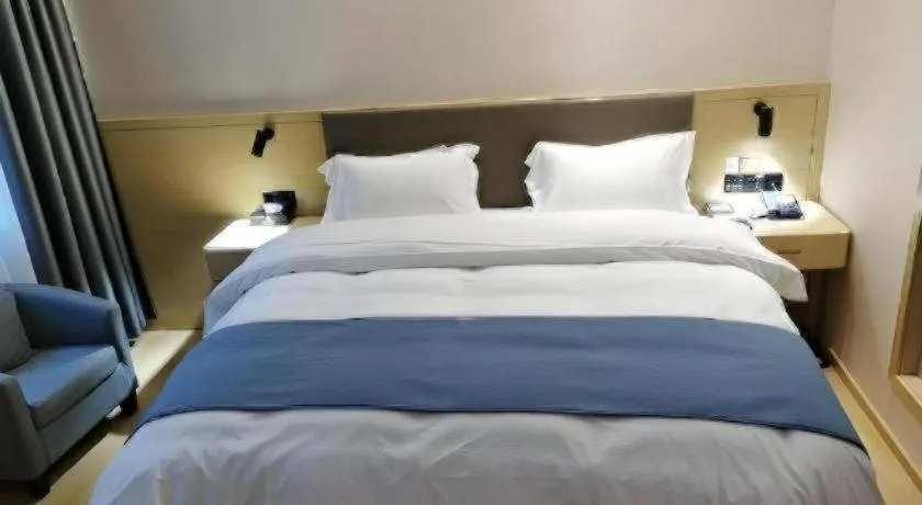 Bed in Shell Hotel Chuzhou Economic Development Zone Internation Shangcheng