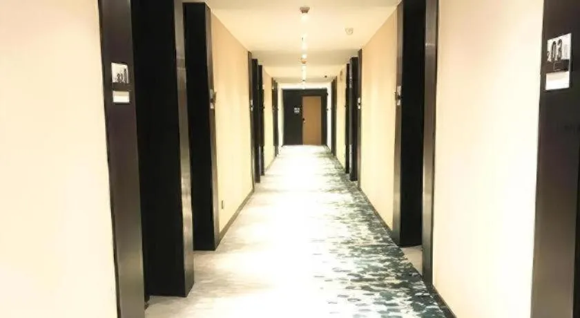 GreenTree Inn Express Yingtan Yujiang Railway Station