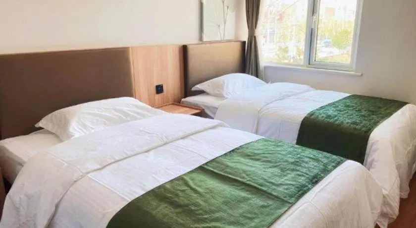 Bed in GreenTree Inn Express Beijing Fangshan District Doudian Road Jin Yuan