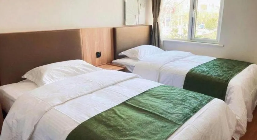 Bed in GreenTree Inn Express Beijing Fangshan District Doudian Road Jin Yuan