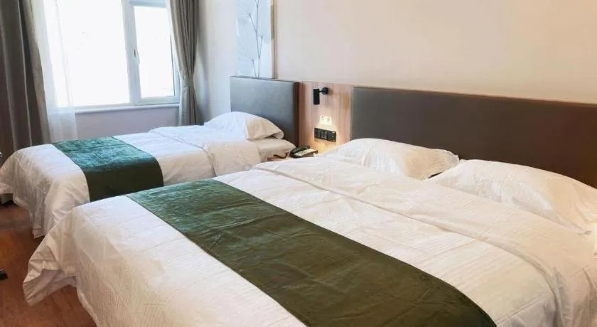 Bed in GreenTree Inn Express Beijing Fangshan District Doudian Road Jin Yuan