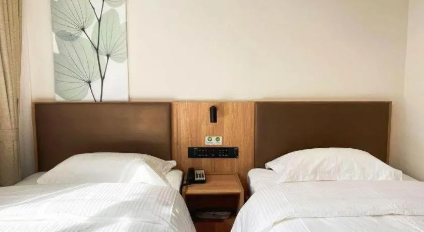 Bed in GreenTree Inn Express Beijing Fangshan District Doudian Road Jin Yuan