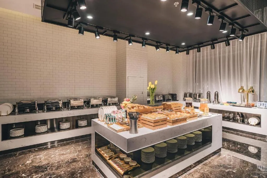 Atour Light Hotel Chengdu Wuhou Shuangnan Hongpailou Road