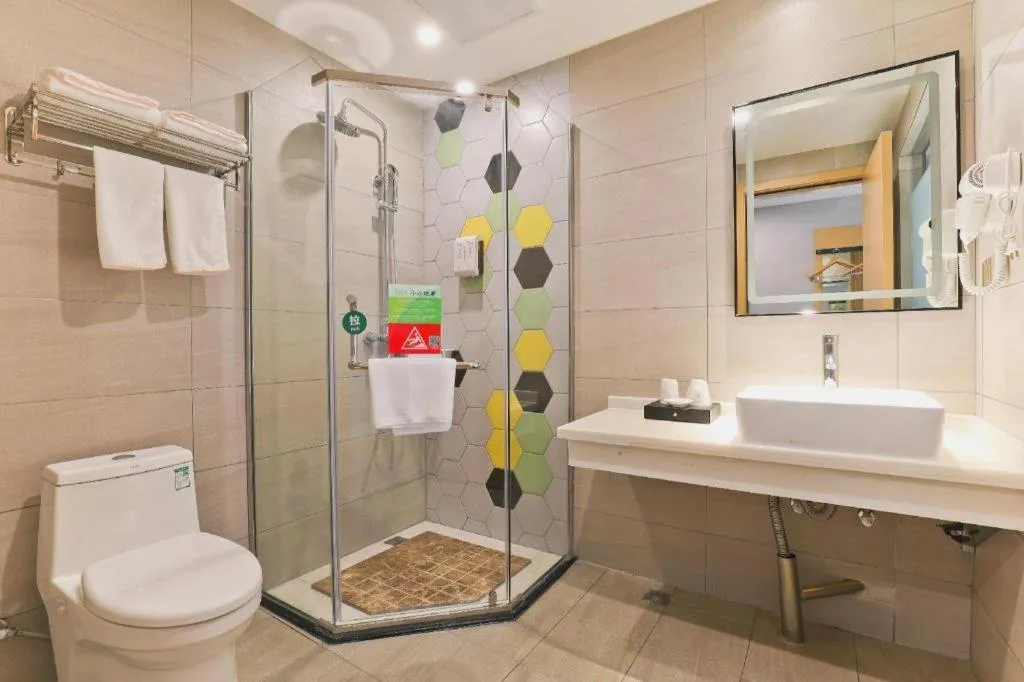 Vatica Hotel Hefei Yaohai Longgang Subway Station