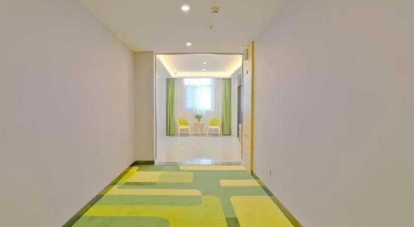 Vatica Hotel Hefei Yaohai Longgang Subway Station