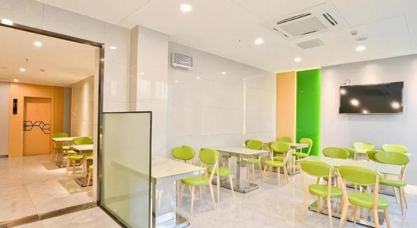 Vatica Hotel Hefei Yaohai Longgang Subway Station