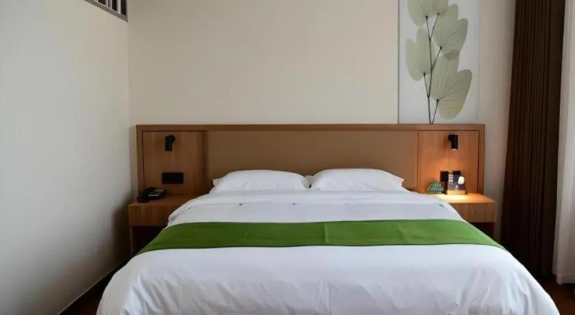 Bed in GreenTree Inn Xingta Songjing Street Financial Center