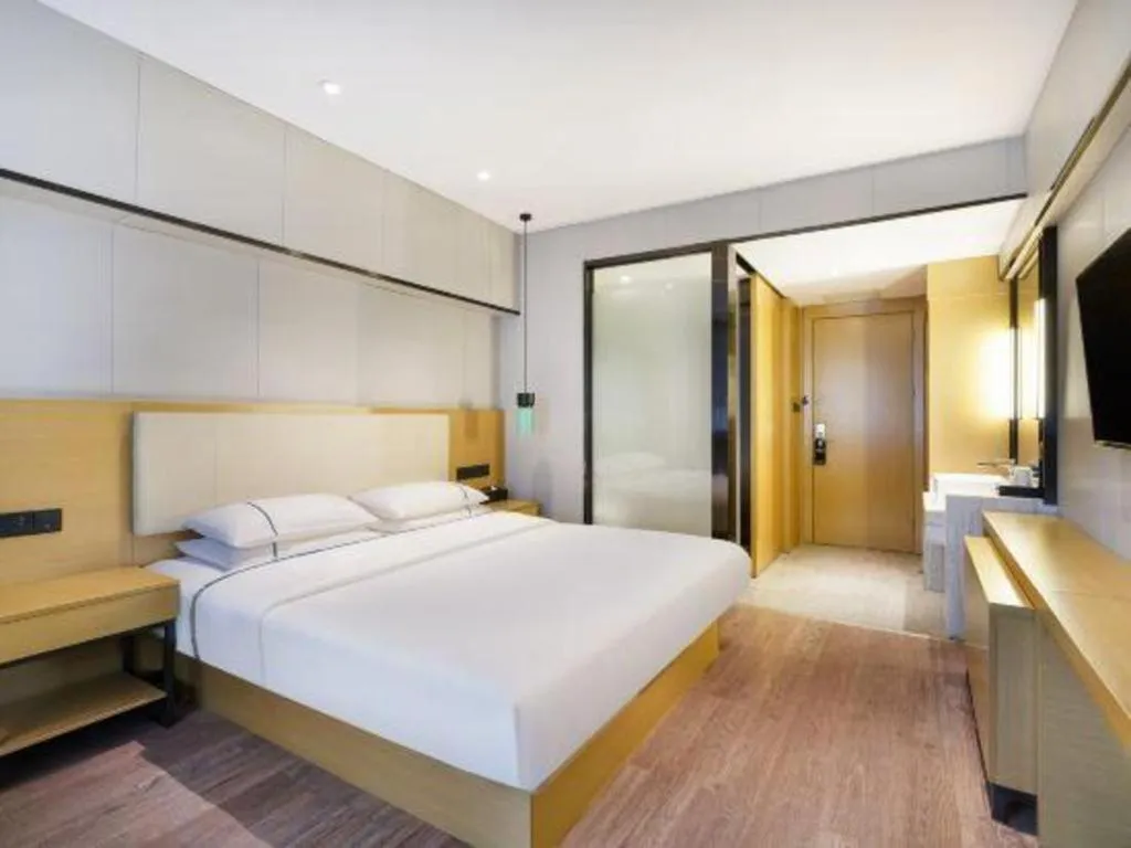 Bed in City Comfort Inn Guangzhou Shixi Metro Station Pazhou Exhibition