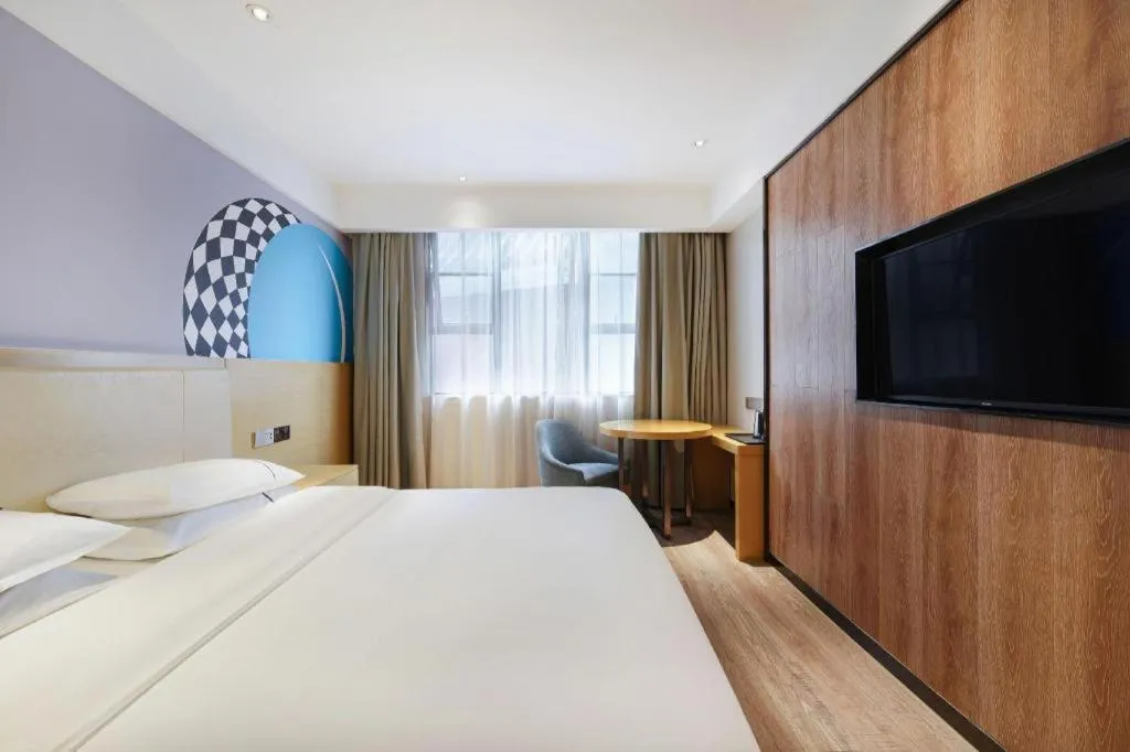 Bed in City Comfort Inn Guangzhou Shixi Metro Station Pazhou Exhibition