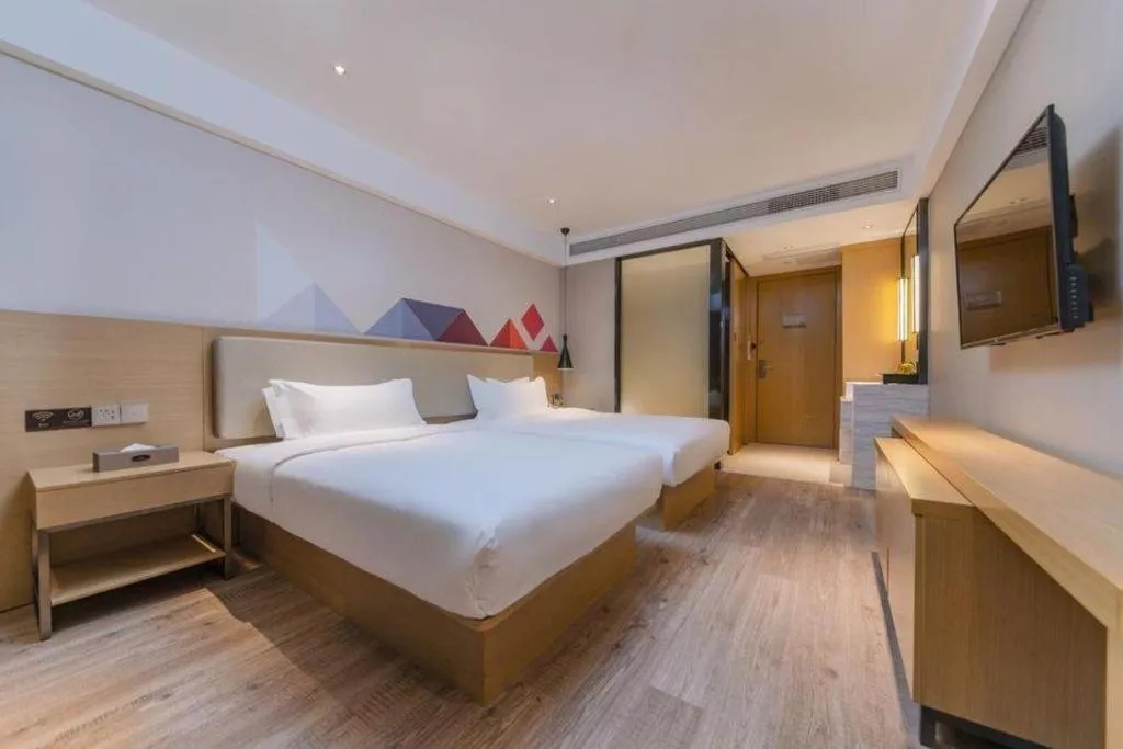 Bed in City Comfort Inn Guangzhou Shixi Metro Station Pazhou Exhibition