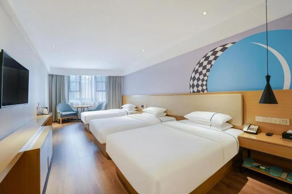 Bed in City Comfort Inn Guangzhou Shixi Metro Station Pazhou Exhibition